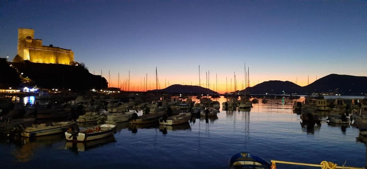 Apartamento Dagli Ulivi Al Mare Lerici Exterior foto